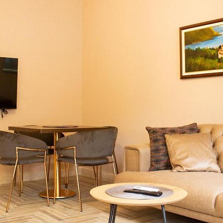 Appartement Live By The Sea, Bijela à Rake Extérieur photo